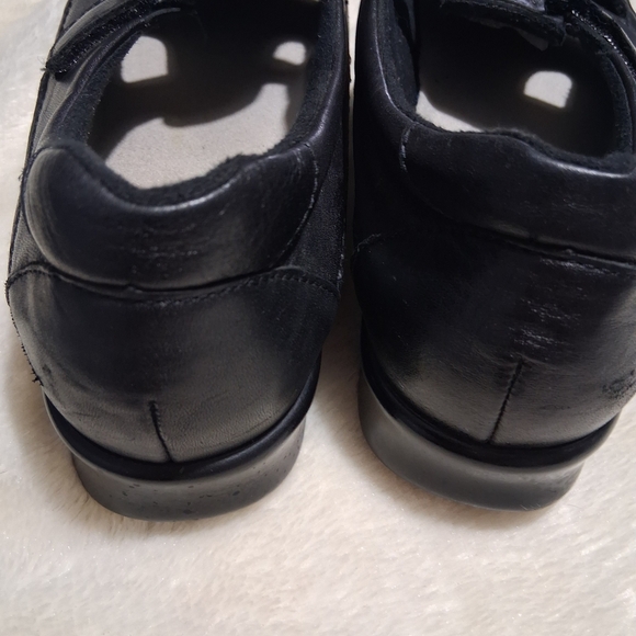 SAS Black Comfort Sandals with Adjustable Strap - Picture 4 of 6